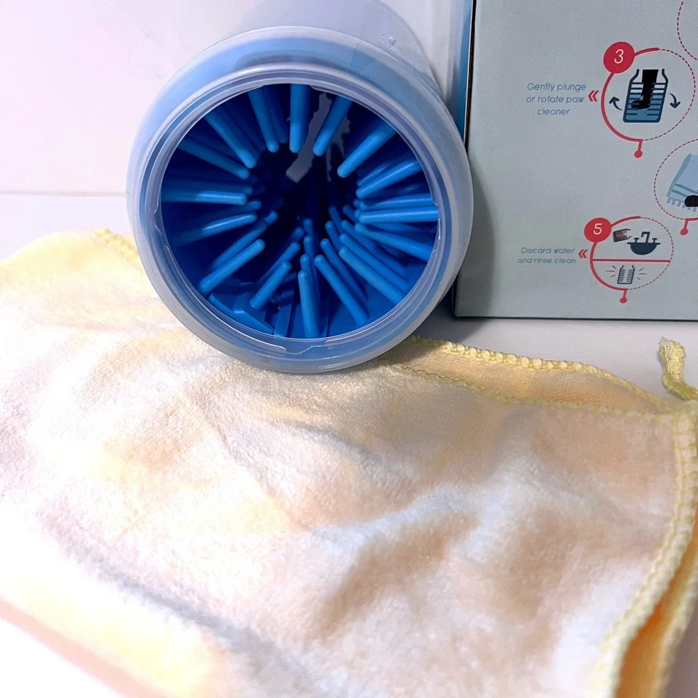 Pamfect Paws Paw Cleaner Portable Dog Foot Washer Cup‎ Soft Silicone Bristles